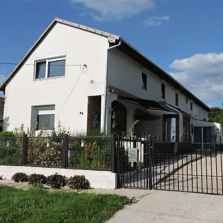 Bed & Breakfast Hoeve Weltevree *
